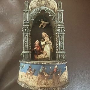 “Oh Holy Night” resin music box.